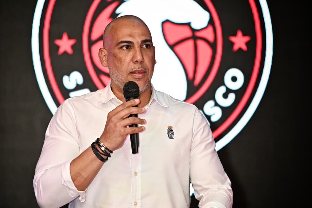 Víctor Peña, dirigente de los Gigantes de San Francisco en el baloncesto para la temporada 2026 de la Liga Nacional de Baloncesto (Crédito: Prensa Gigantes)