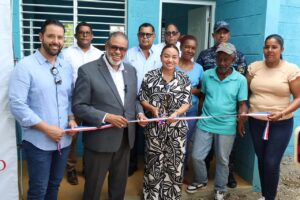 DGDC construye y entrega dos viviendas equipadas a familias vulnerables en Moca