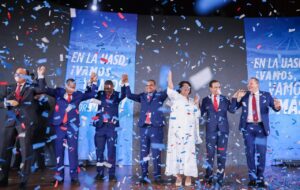 Silverio cierra campaña con llamado a transformar la UASD y prepararla para los desafíos del futuro