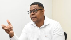 Manuel García propone a la JCE flexibilizar los requisitos para el cambio de domicilio electoral