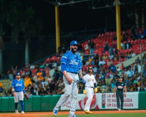 Licey domina a las Águilas en Santiago